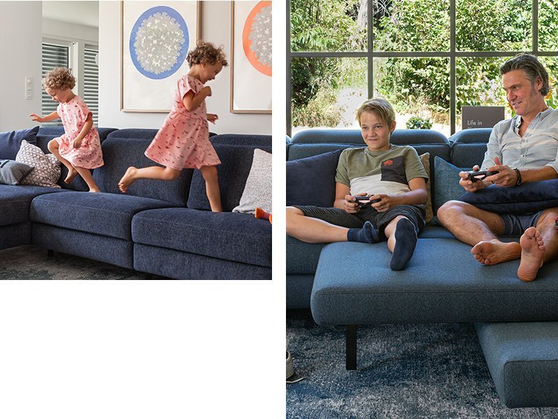 Rom-Familien-Sofa-Spielen Rom Familie Sofa Spass
